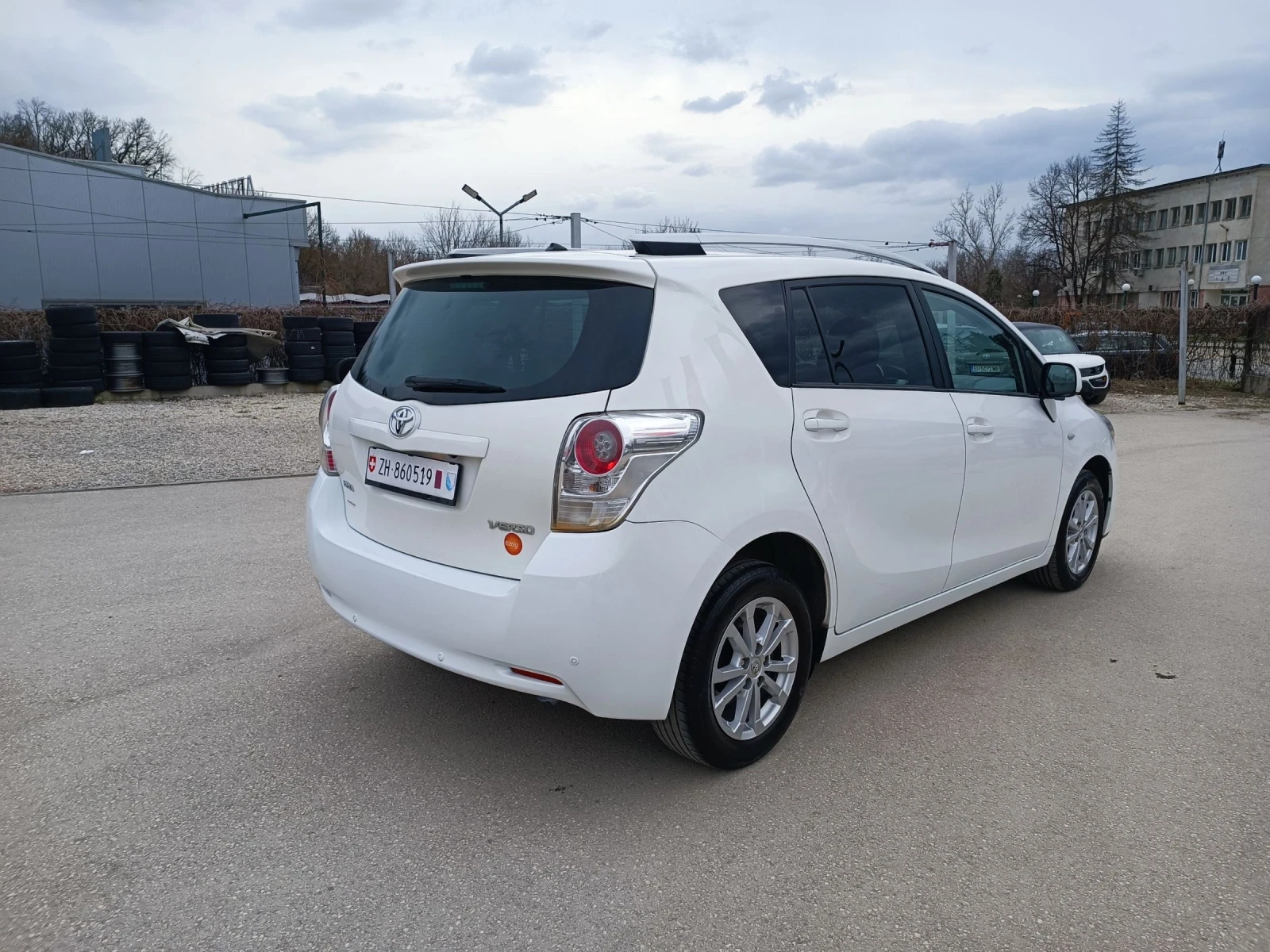 Toyota Verso 1.8i-147��-���������-�����-6��-NAVI-7� | Mobile.bg � ����������� 3