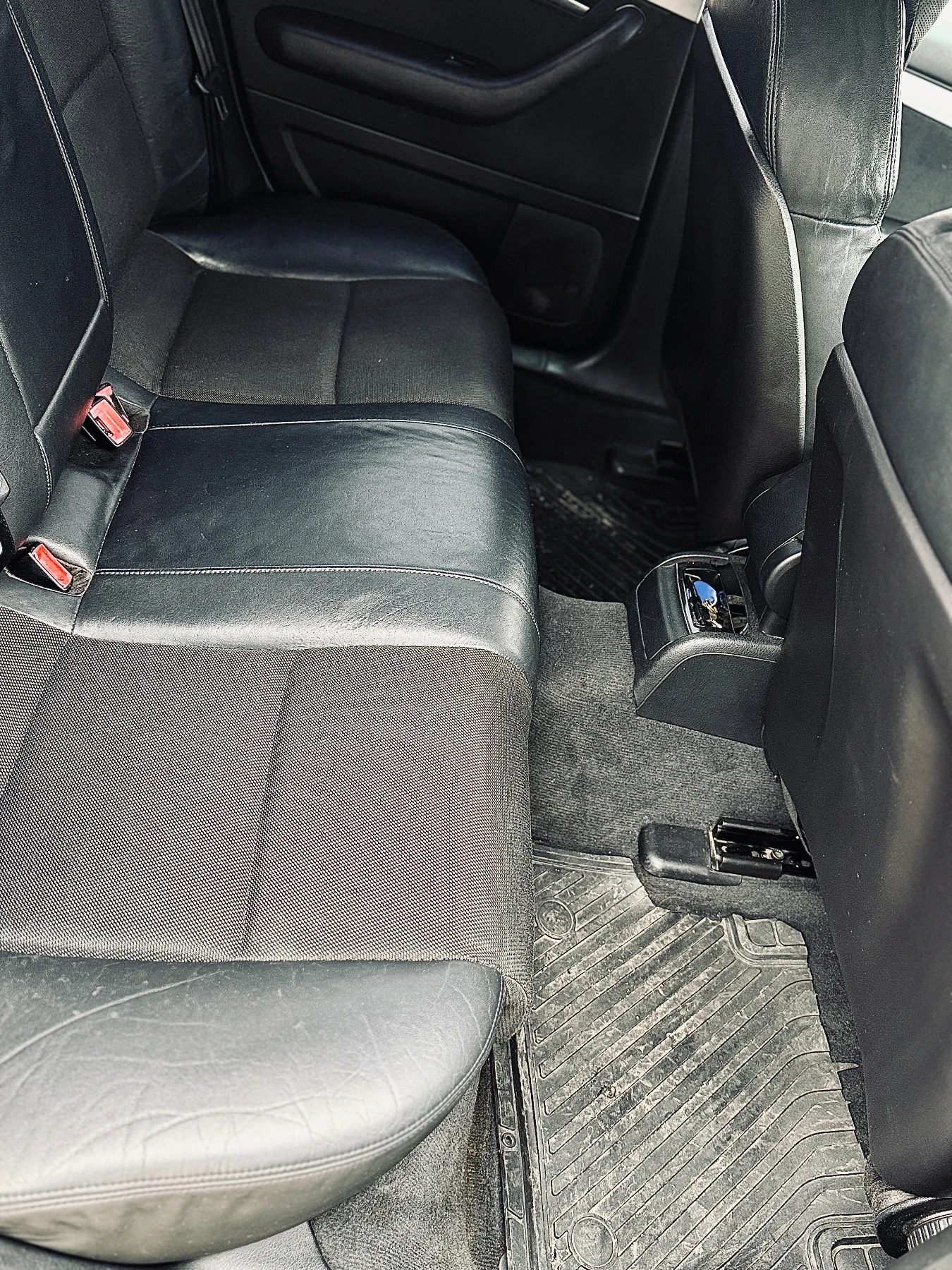 Audi A4 2.5 TD?, снимка 8 - Автомобили и джипове - 54027173