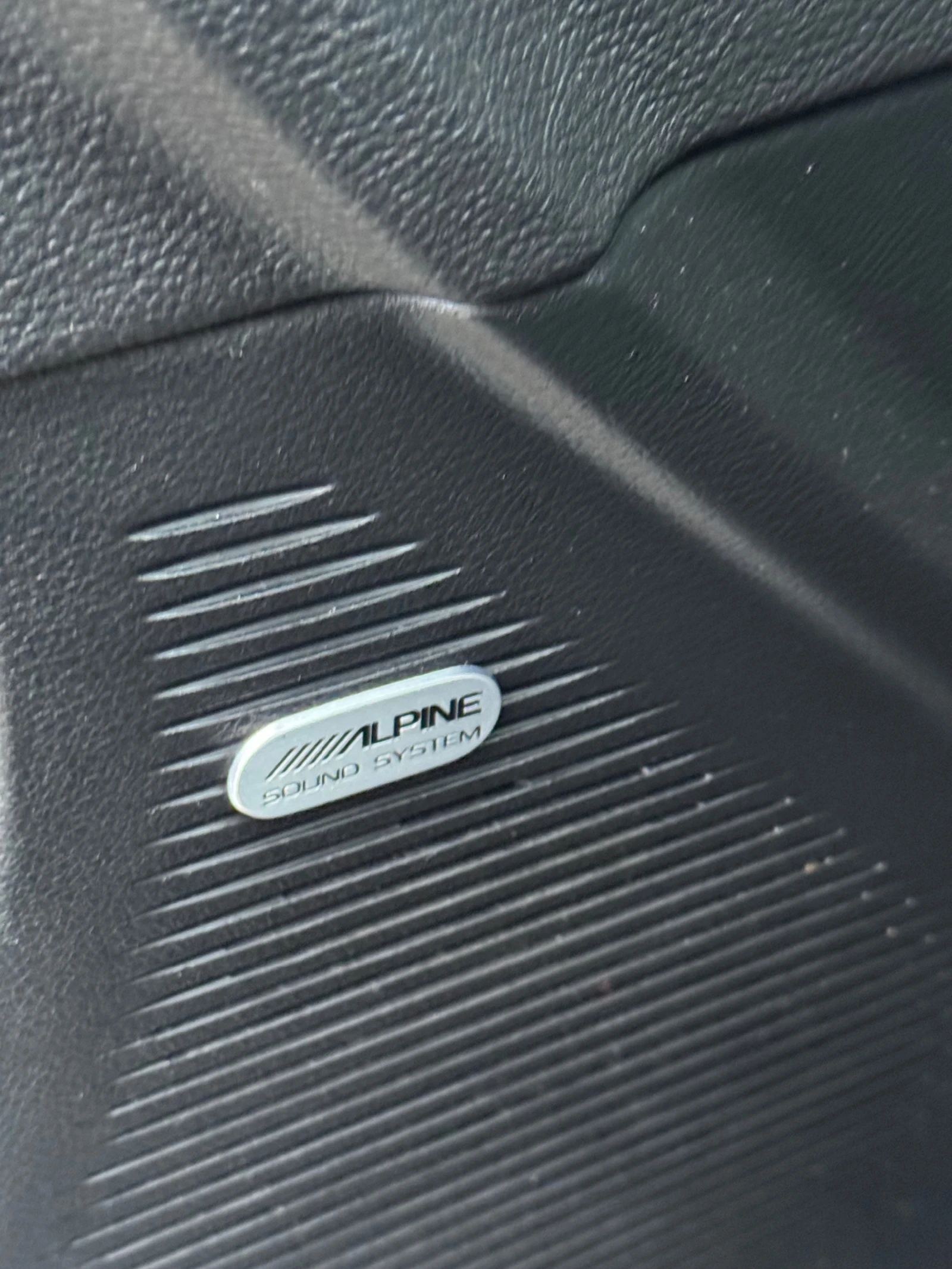 Dodge Challenger, снимка 6 - Автомобили и джипове - 54031685