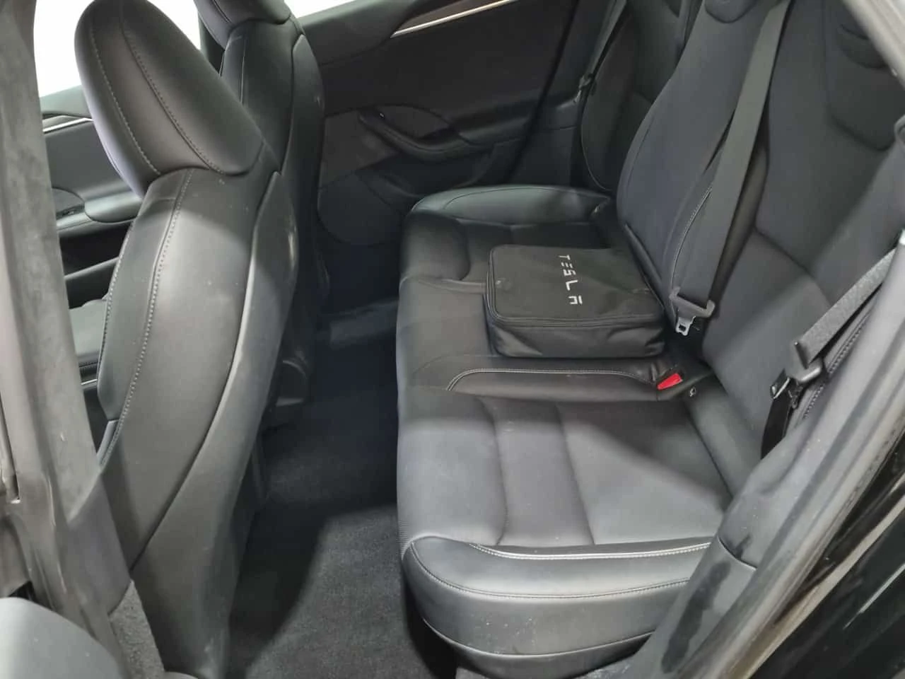 Tesla Model S * PLAID * CARFAX * БЕЗ ИНЦИДЕНТИ * , снимка 12 - Автомобили и джипове - 54269695