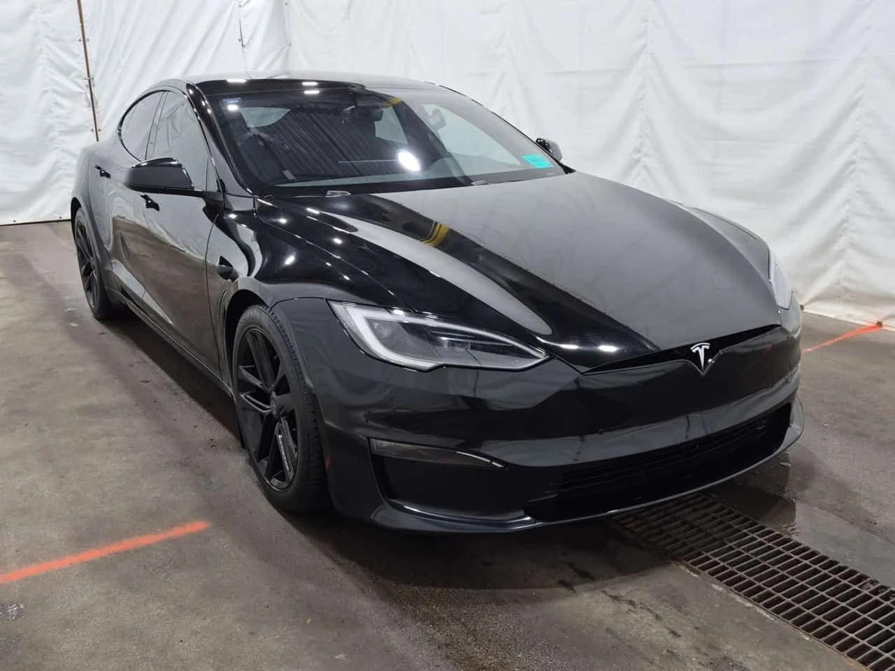 Tesla Model S * PLAID * CARFAX * БЕЗ ИНЦИДЕНТИ * , снимка 2 - Автомобили и джипове - 54269695