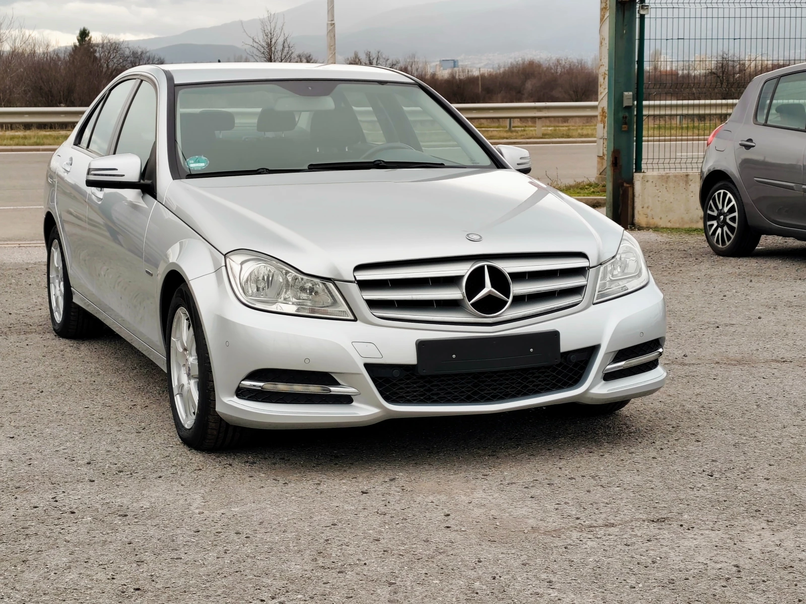 Mercedes-Benz C 180 i Евро 5, снимка 2 - Автомобили и джипове - 54931824