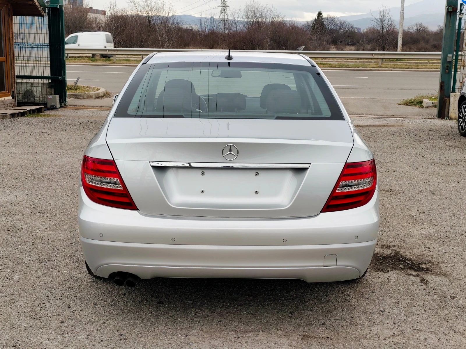 Mercedes-Benz C 180 i Евро 5, снимка 4 - Автомобили и джипове - 54931824