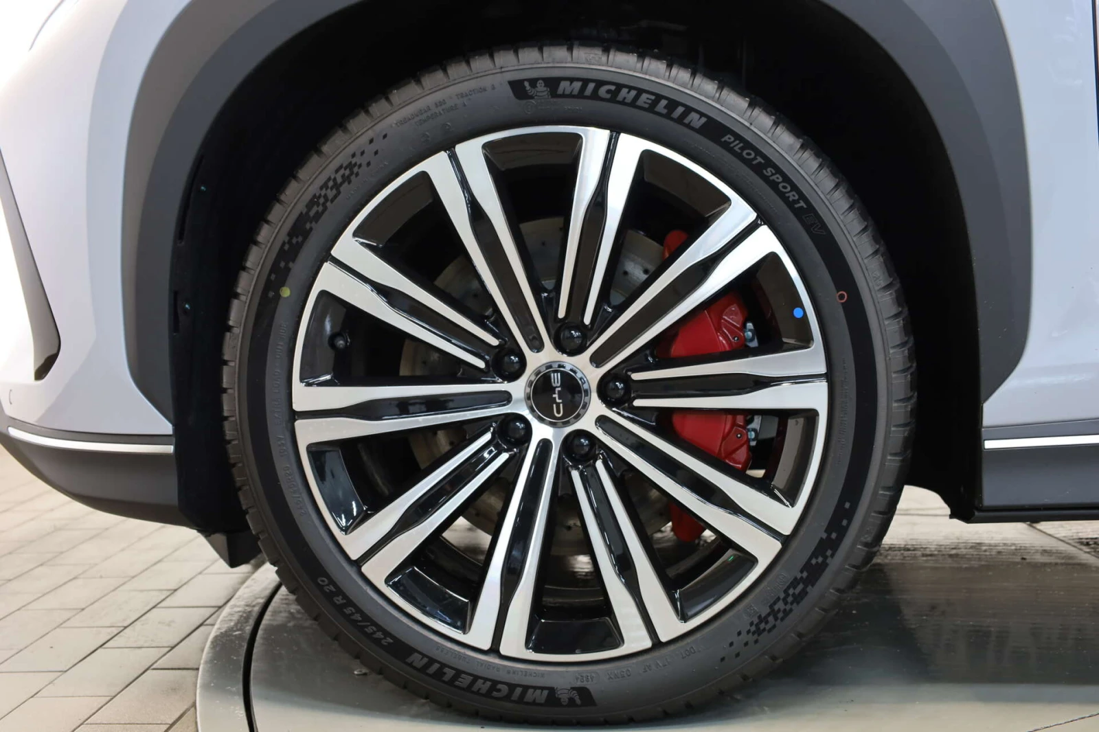 BYD Sealion 7 Design AWD, снимка 6 - Автомобили и джипове - 55300598