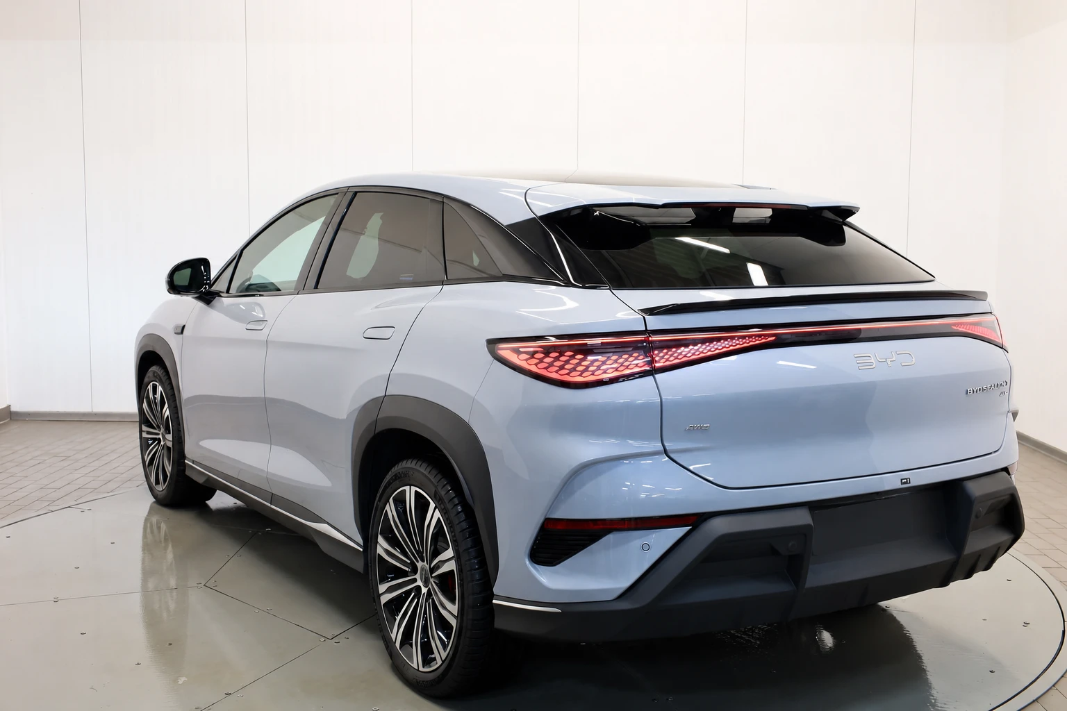 BYD Sealion 7 Design AWD, снимка 4 - Автомобили и джипове - 55300598
