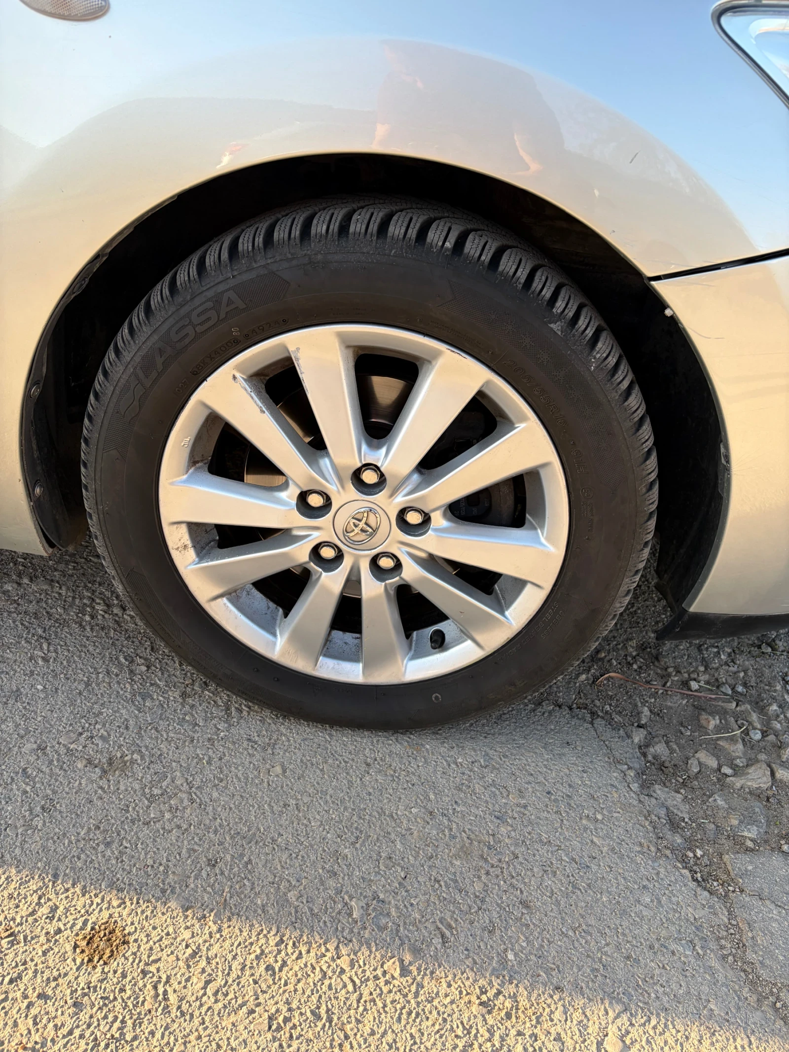 Toyota Auris, снимка 8 - Автомобили и джипове - 56258113
