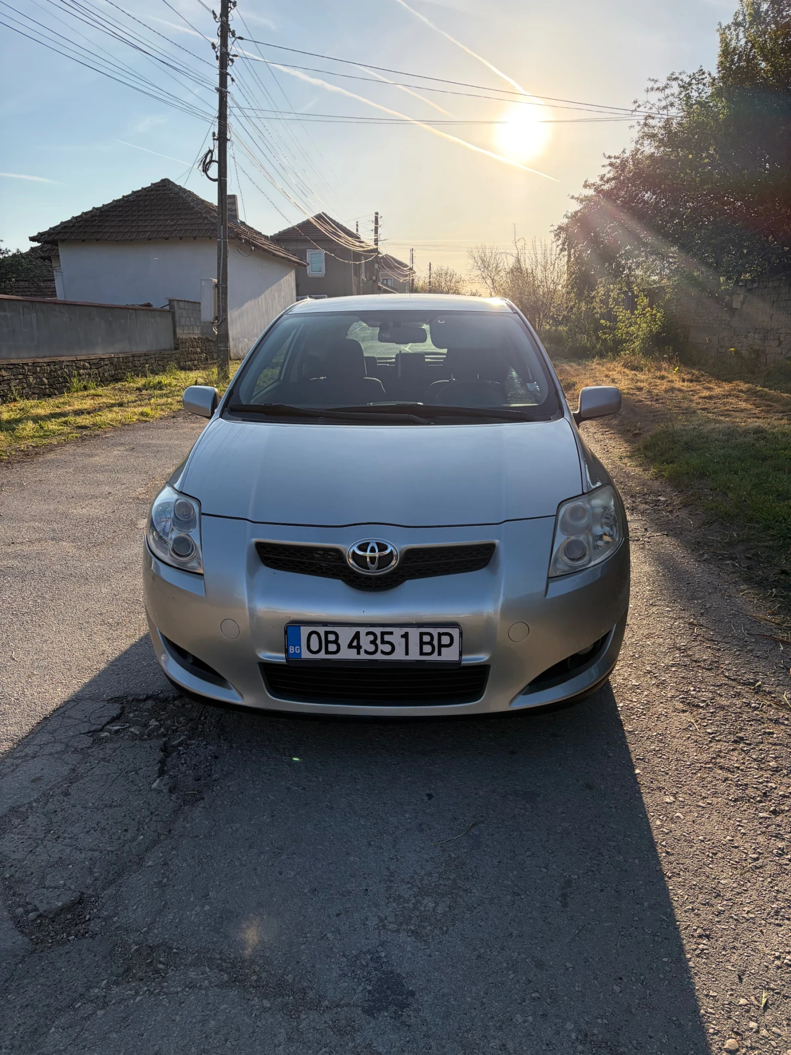 Toyota Auris, снимка 3 - Автомобили и джипове - 56258113