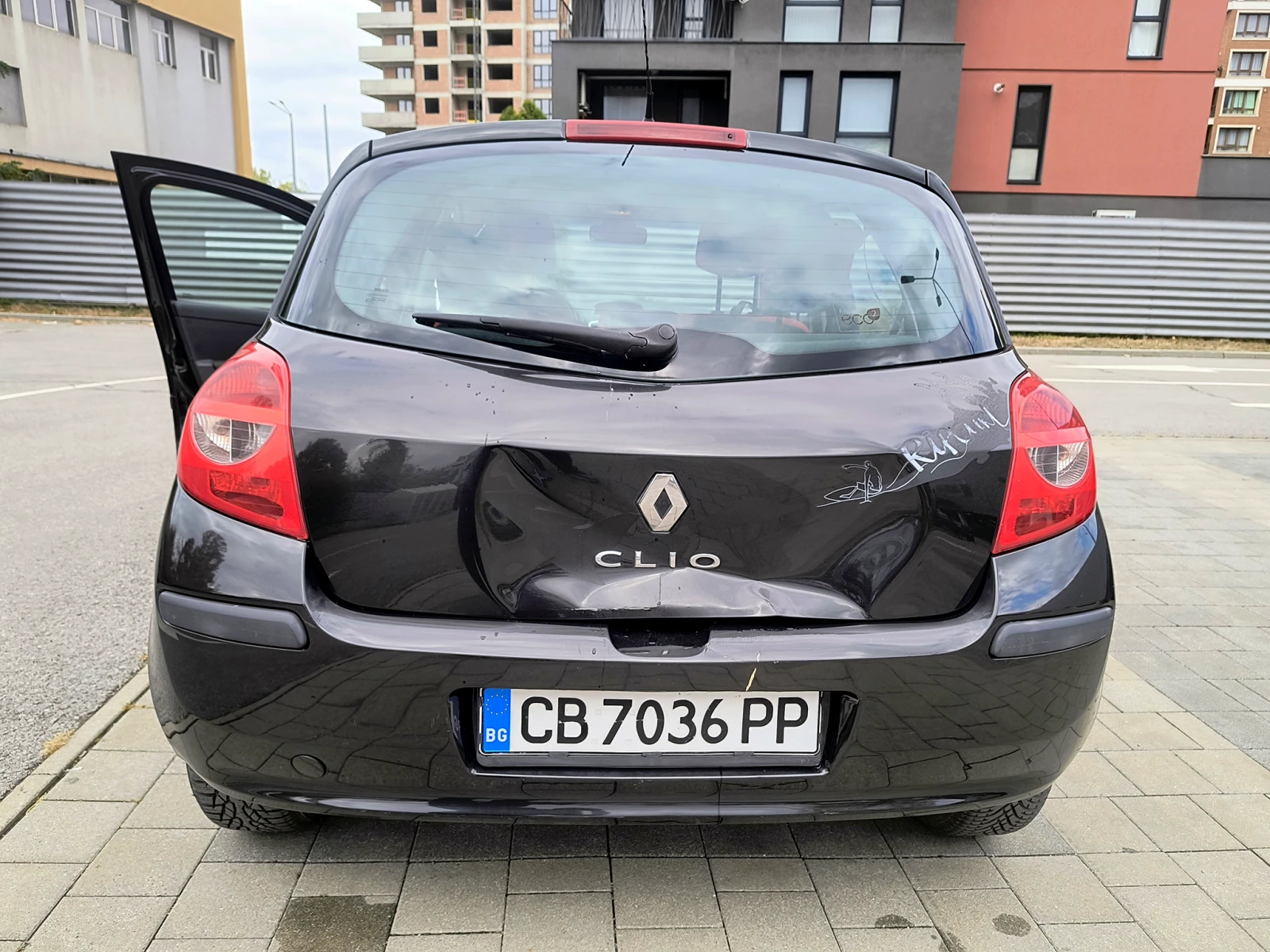 Renault Clio 1.2 16V (75 Hp), снимка 7 - Автомобили и джипове - 56567814