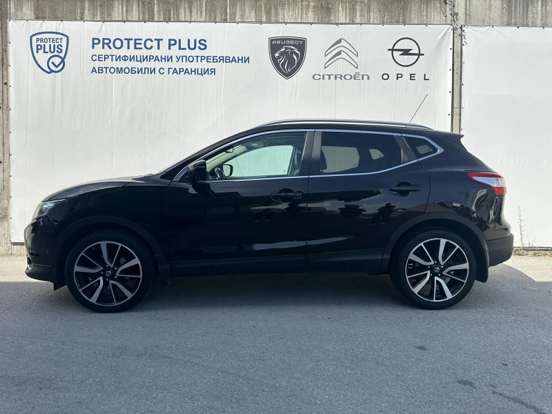 Nissan Qashqai, снимка 6 - Автомобили и джипове - 47893358