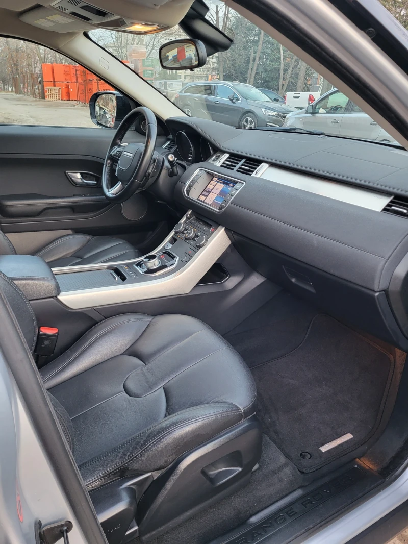 Land Rover Range Rover Evoque 2.2SD-190ps4x4, снимка 9 - Автомобили и джипове - 48418472