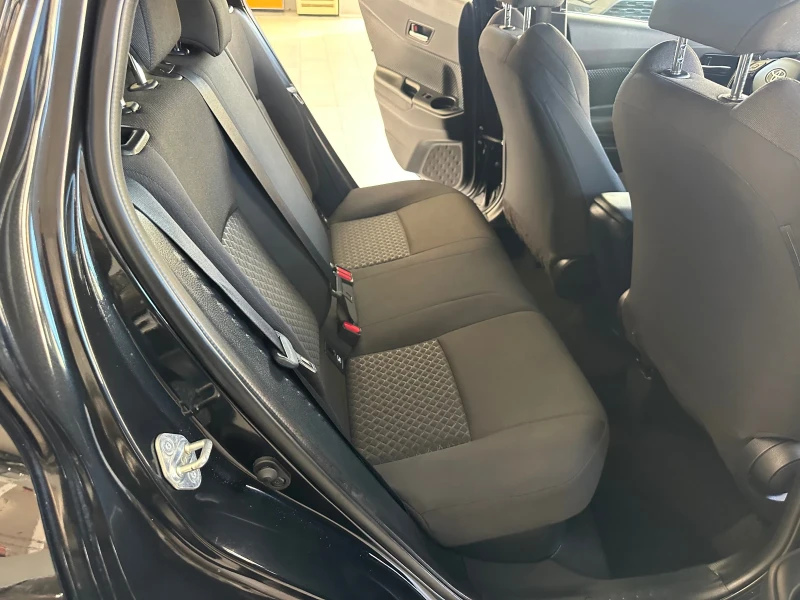 Toyota C-HR Center, снимка 10 - Автомобили и джипове - 52652659