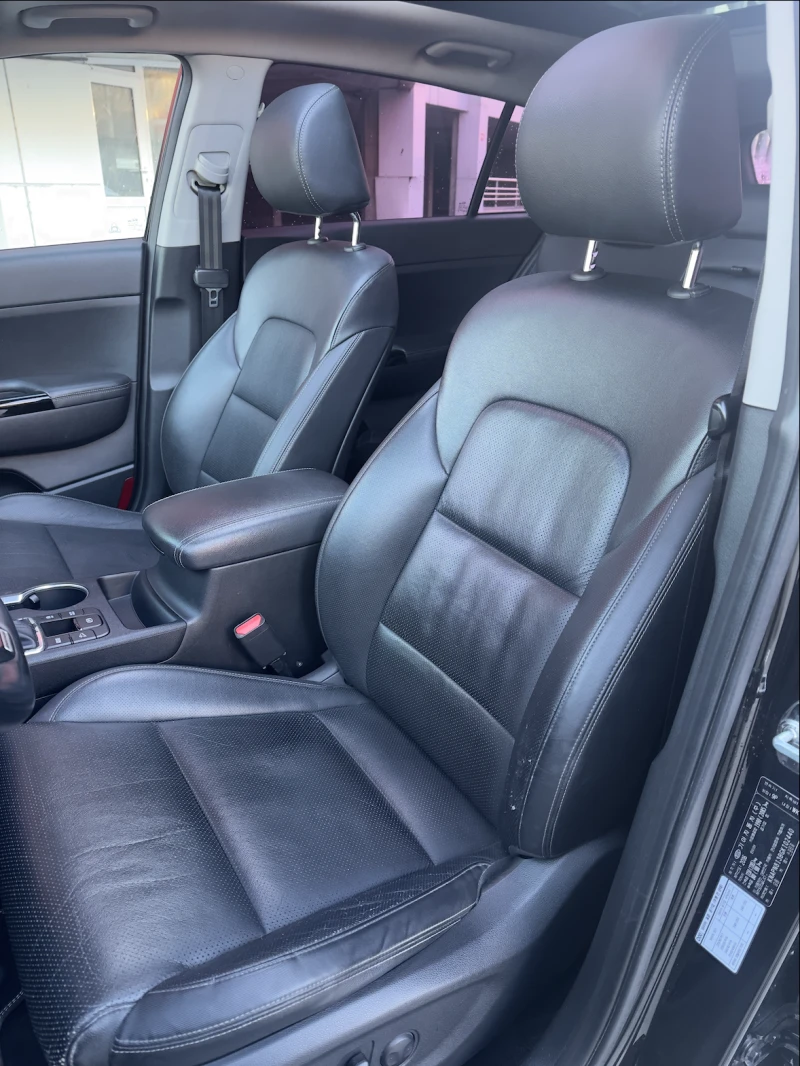 Kia Sportage ^GT LINE^2.0 CRDI^CUSTOM^ПАНОРАМА^, снимка 13 - Автомобили и джипове - 53090778