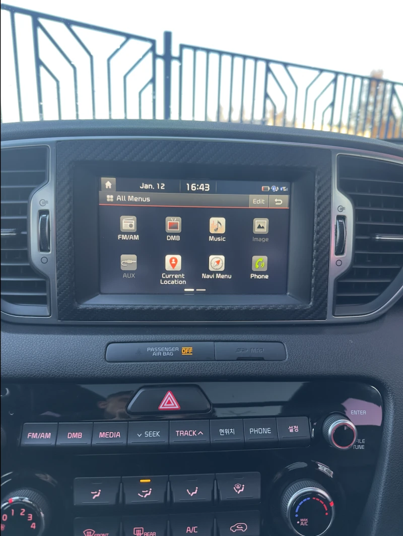 Kia Sportage ^GT LINE^2.0 CRDI^CUSTOM^ПАНОРАМА^, снимка 11 - Автомобили и джипове - 53090778