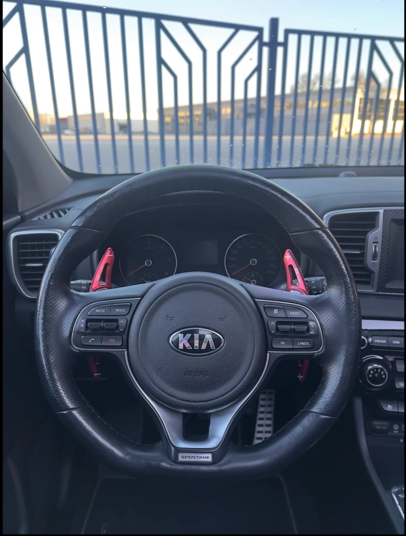 Kia Sportage ^GT LINE^2.0 CRDI^CUSTOM^ПАНОРАМА^, снимка 9 - Автомобили и джипове - 53090778