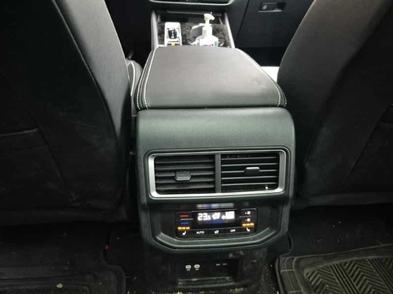 VW Atlas EXECLINE * * CARFAX * * АВТО КРЕДИТ * * , снимка 14 - Автомобили и джипове - 54947253