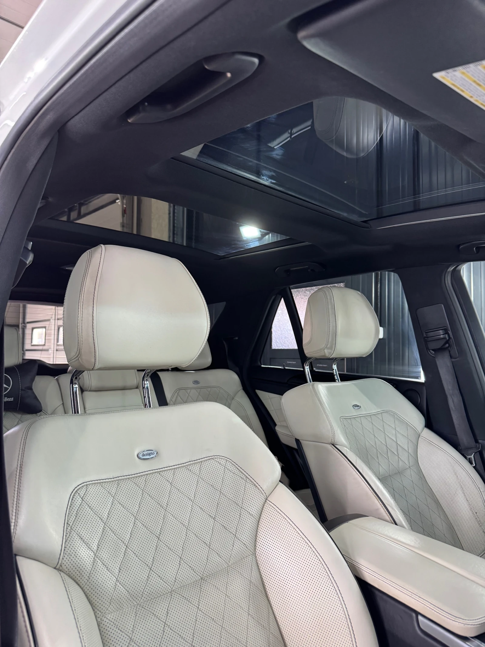 Mercedes-Benz ML 350 EDITION1 - изображение 9