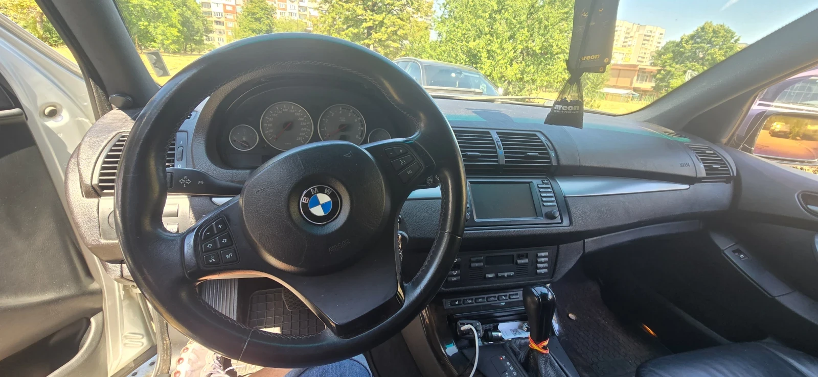 BMW X5 4.8IS individual  - изображение 8