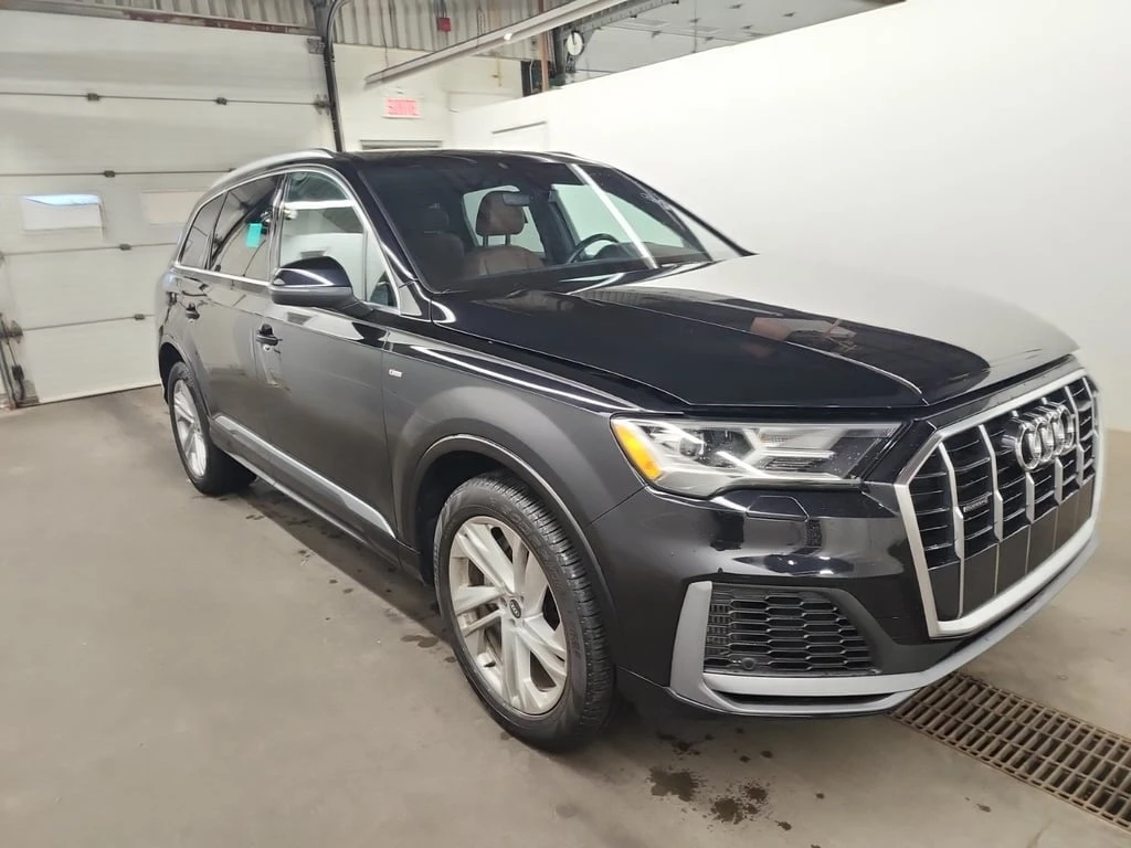Audi Q7 * KOMFORT * CARFAX * БЕЗ ПЪРВОНАЧАЛНА ВНОСКА - изображение 3
