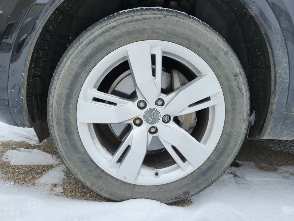 Audi Q5 * TECHNIK * CARFAX * ФИНАНСИРАНЕ  - изображение 6