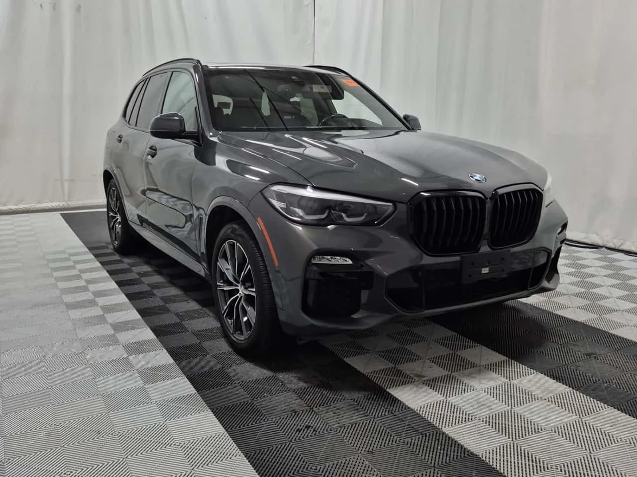 BMW X5 * XDRIVE40I * * ПАРКТРОНИК* * ПАНОРАМА* , снимка 2 - Автомобили и джипове - 53976078