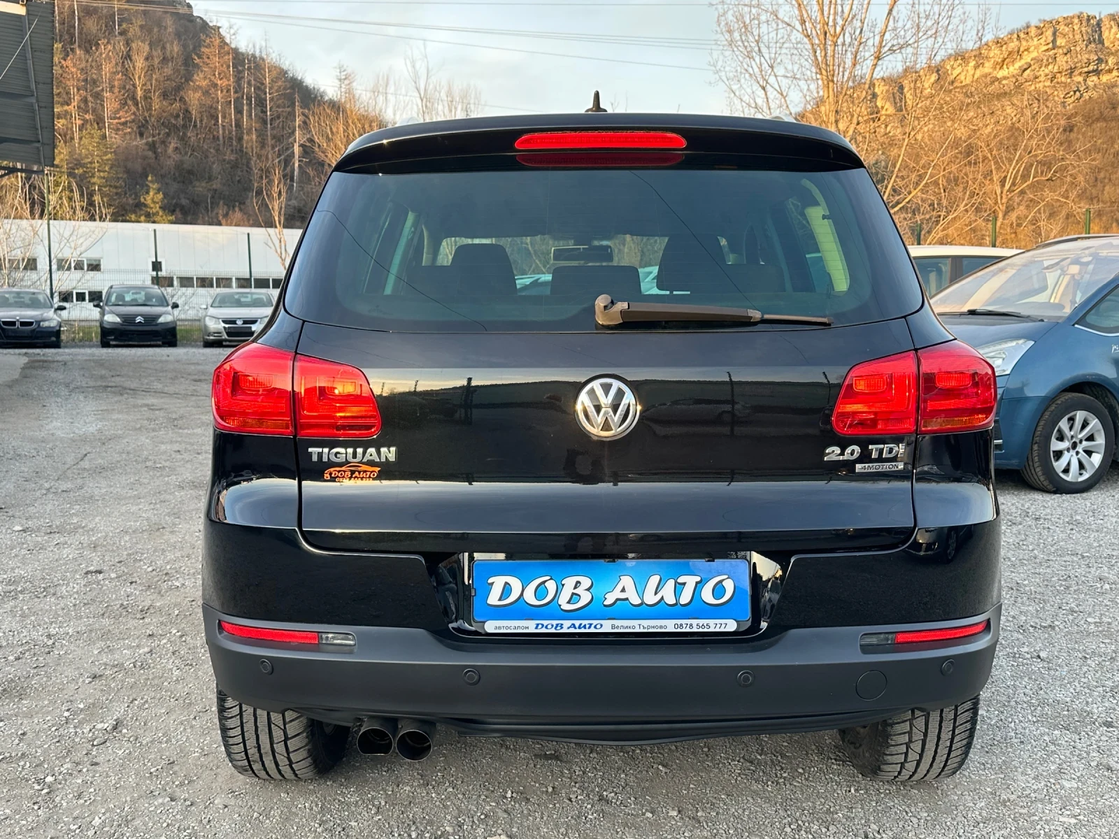 VW Tiguan 2.0TDI-4x4-FACELIFT-САМОПАРКИРАНЕ-ПАРКТРОНИК, снимка 5 - Автомобили и джипове - 53993546