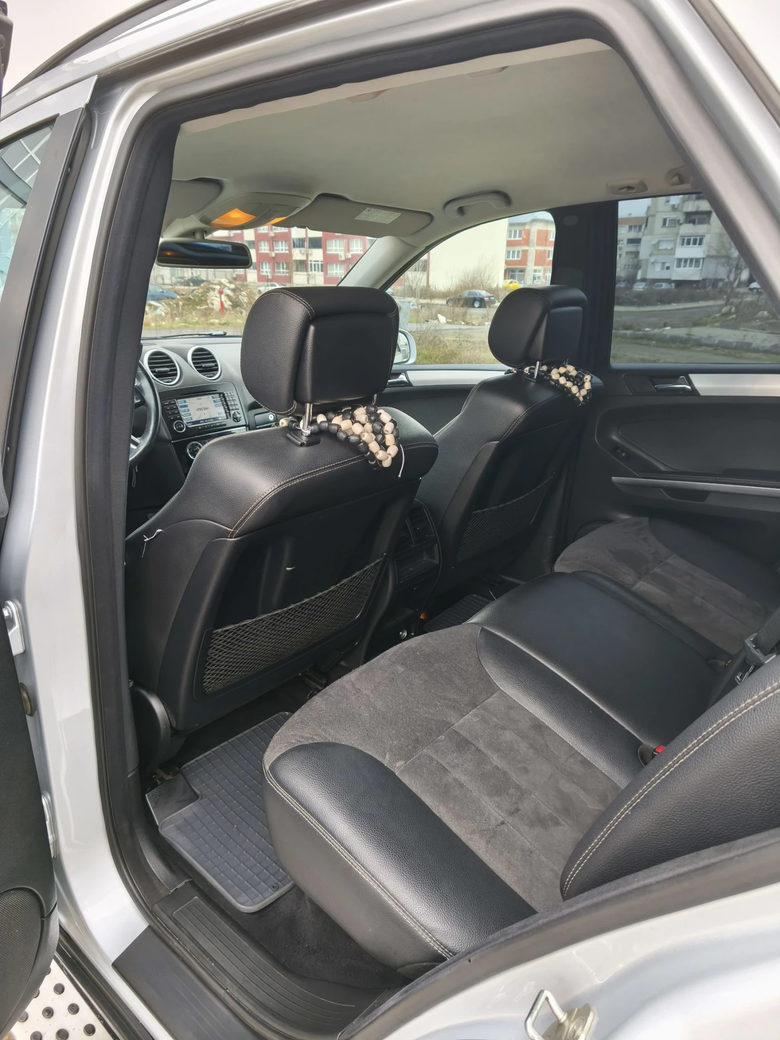 Mercedes-Benz ML 320 3.2cdi 224к.с., снимка 11 - Автомобили и джипове - 54035094