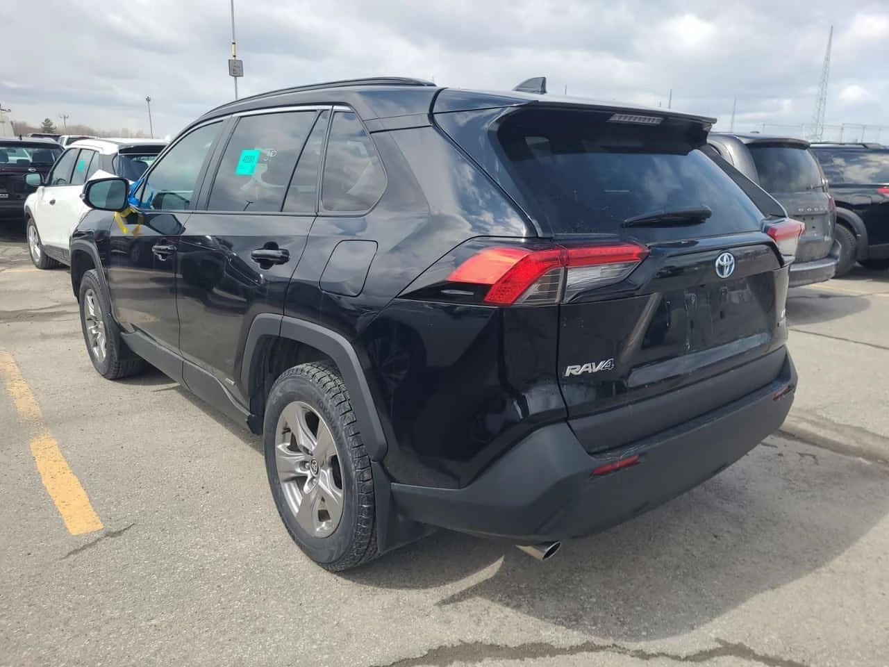 Toyota Rav4 * HYBRID LE * 2 КЛЮЧА* КАМЕРА* ПОДГРЕВИ* , снимка 4 - Автомобили и джипове - 54122390