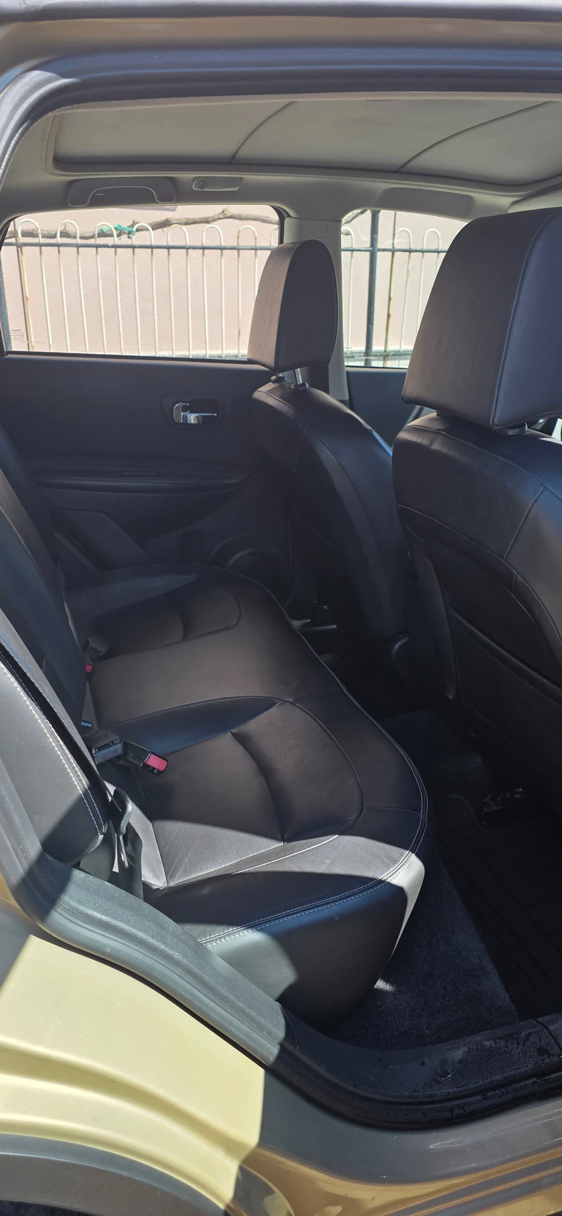 Nissan Qashqai, снимка 10 - Автомобили и джипове - 54208167