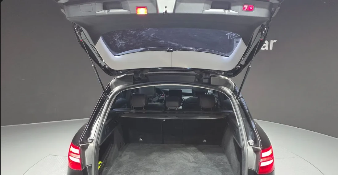Mercedes-Benz GLC 220 4MATIC (X253), снимка 17 - Автомобили и джипове - 54594844