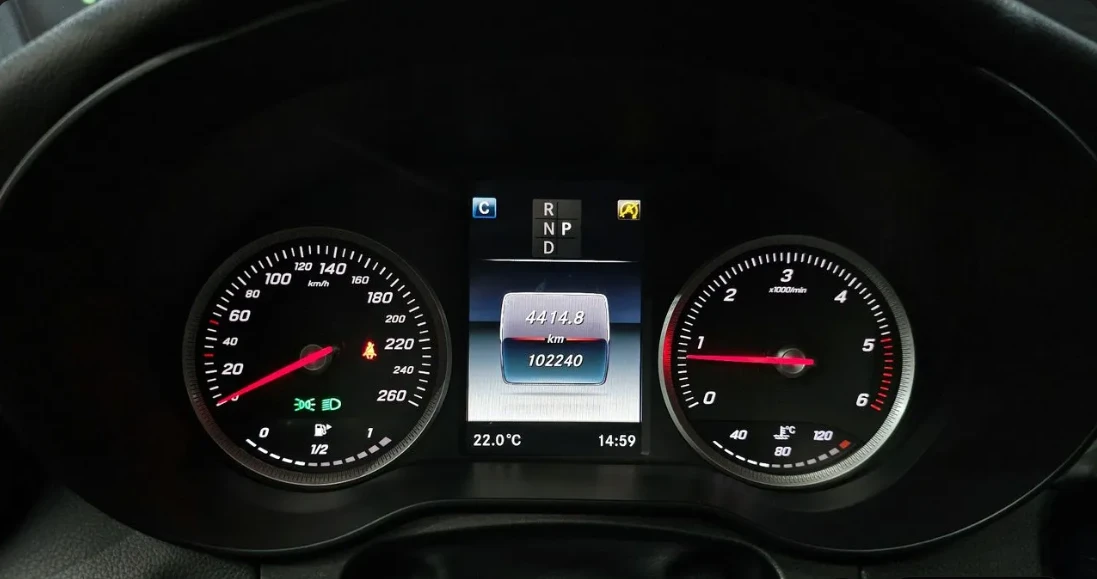 Mercedes-Benz GLC 220 4MATIC (X253), снимка 8 - Автомобили и джипове - 54594844
