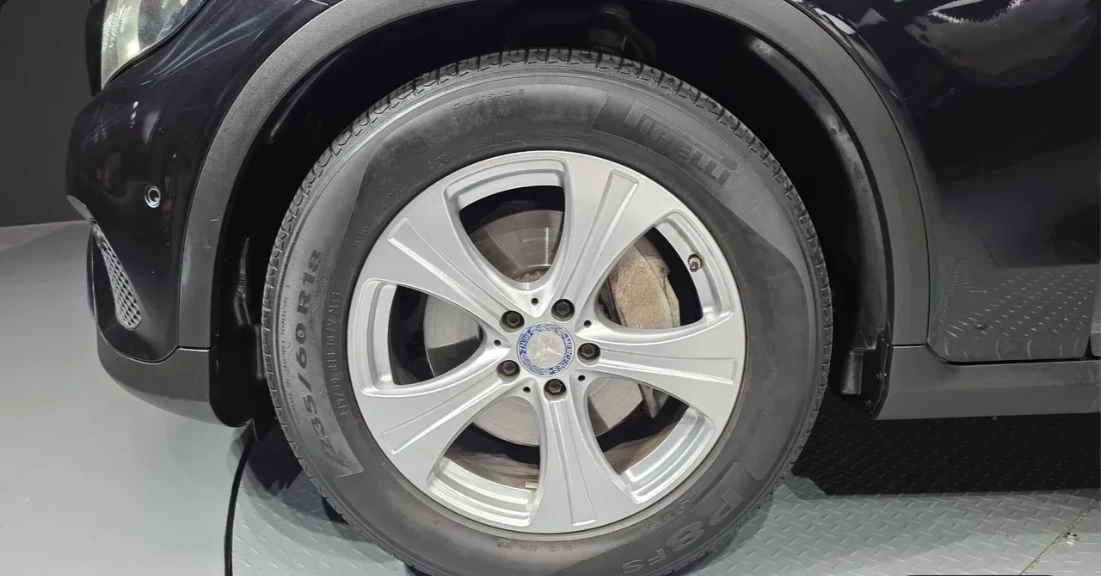 Mercedes-Benz GLC 220 4MATIC (X253), снимка 5 - Автомобили и джипове - 54594844