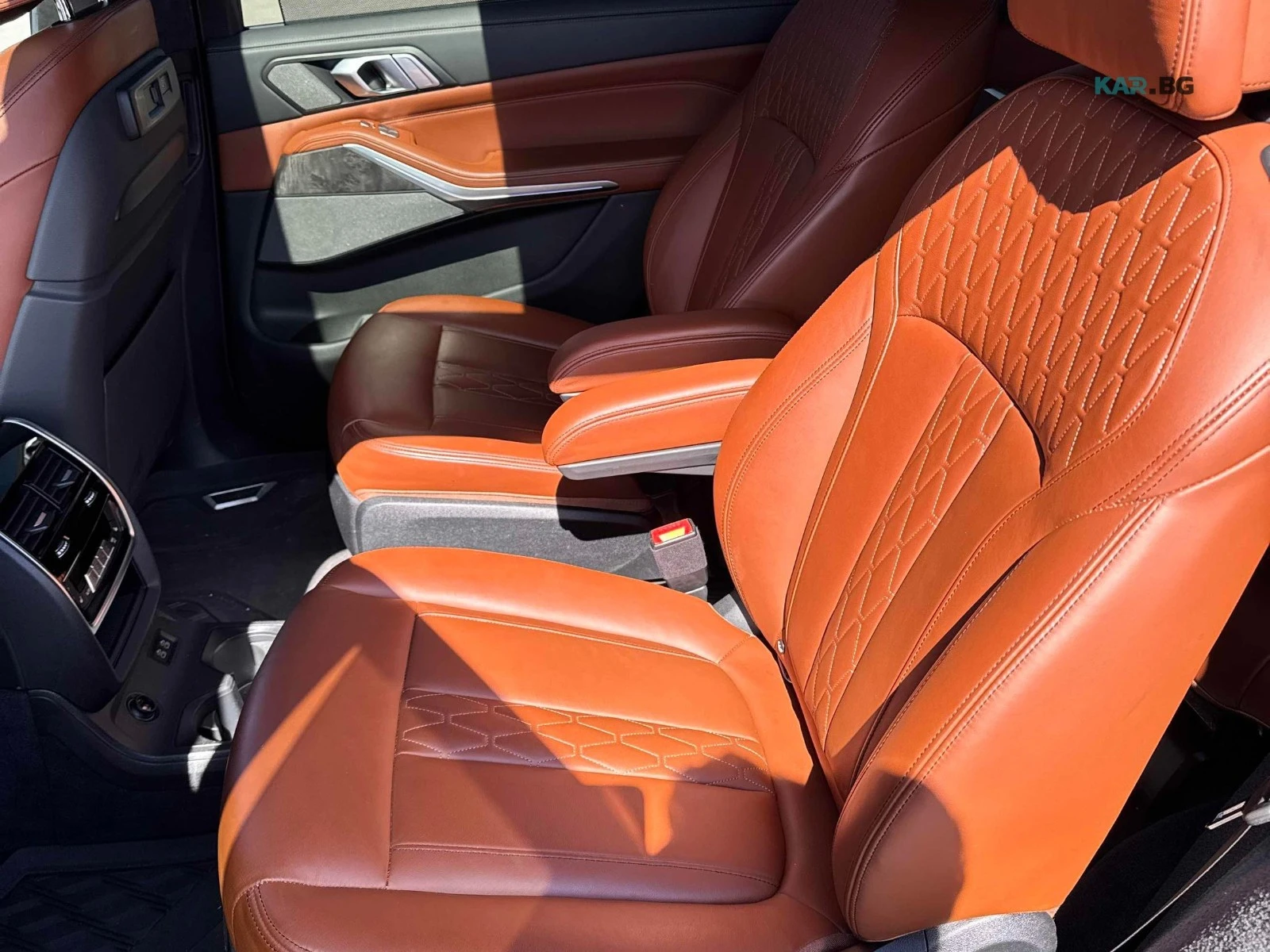 BMW X7 MPACK* DISTRONIC* HARMAN* МАСАЖ* ОБДУХ* ВАКУМ, снимка 9 - Автомобили и джипове - 54835069