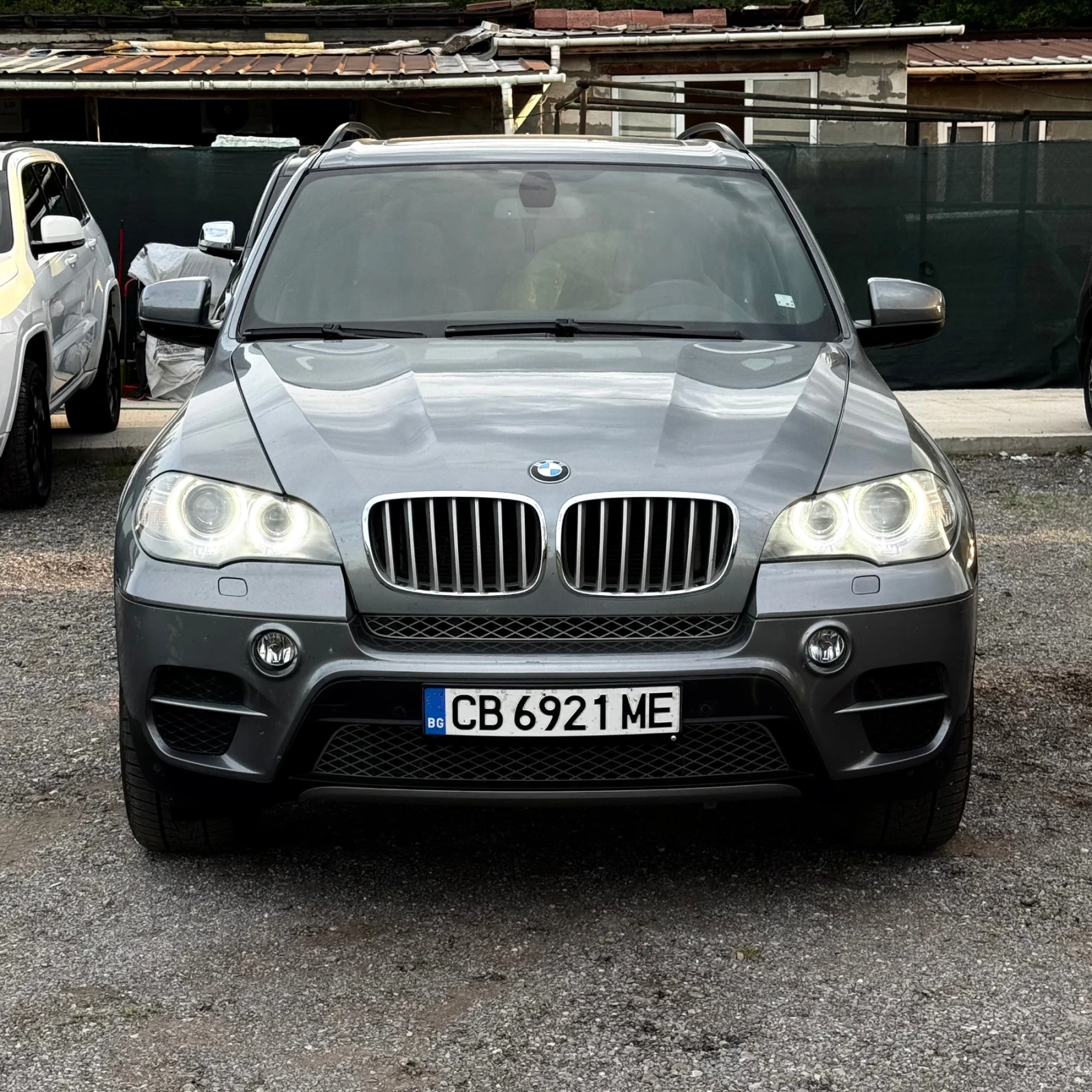 BMW X5 40d/СМЕНЕНИ ВЕРИГИ/ЛАГЕРИ/HUD/Подгрев/Пано/, снимка 2 - Автомобили и джипове - 54999329