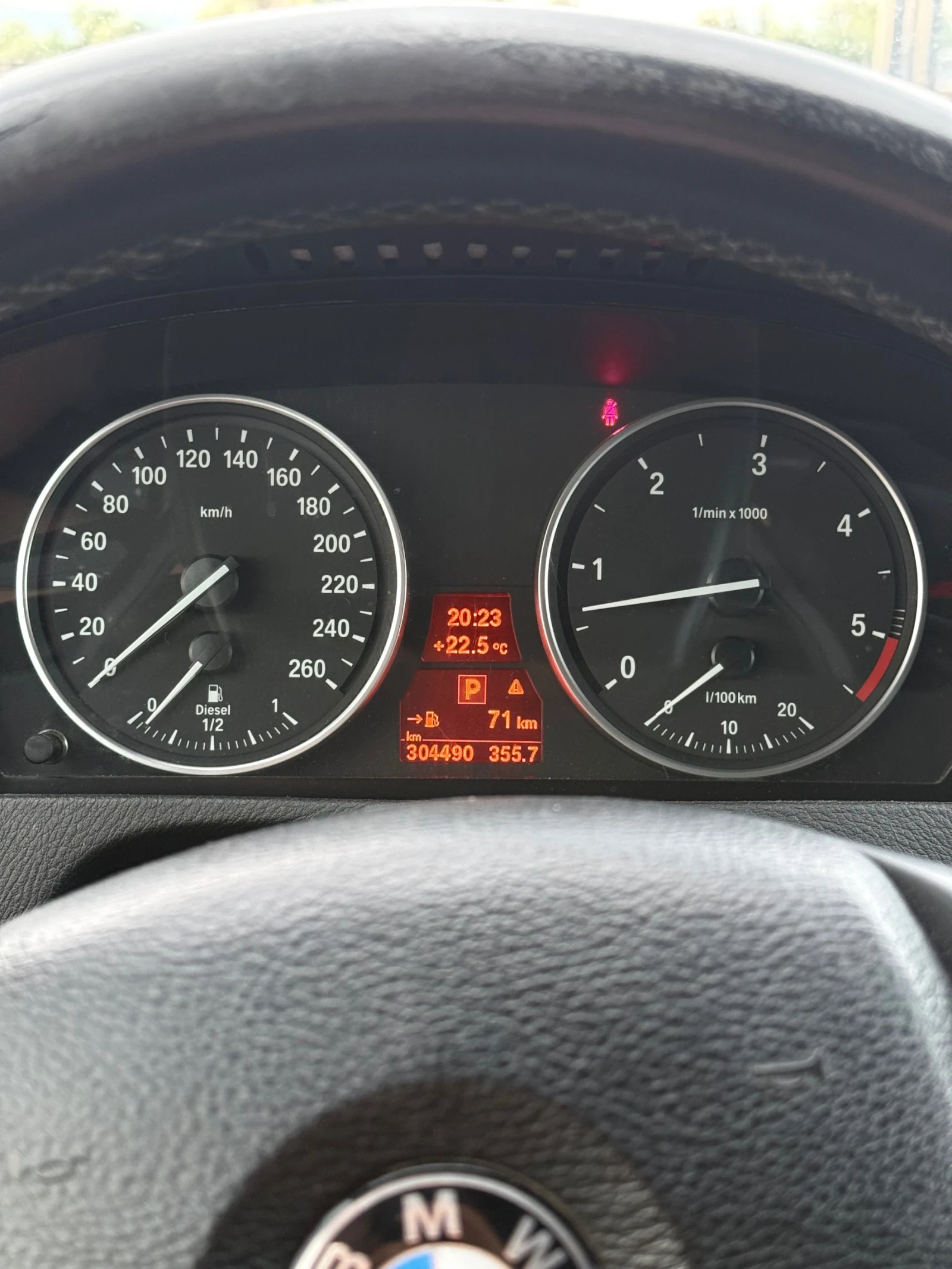 BMW X5 40d/СМЕНЕНИ ВЕРИГИ/ЛАГЕРИ/HUD/Подгрев/Пано/, снимка 9 - Автомобили и джипове - 54999329