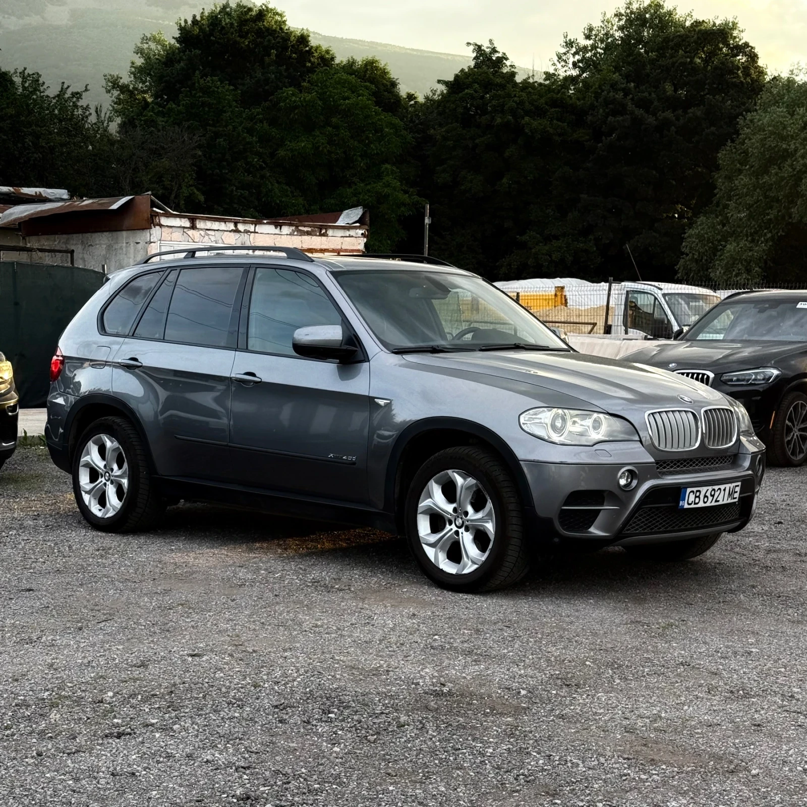 BMW X5 40d/СМЕНЕНИ ВЕРИГИ/ЛАГЕРИ/HUD/Подгрев/Пано/, снимка 3 - Автомобили и джипове - 54999329