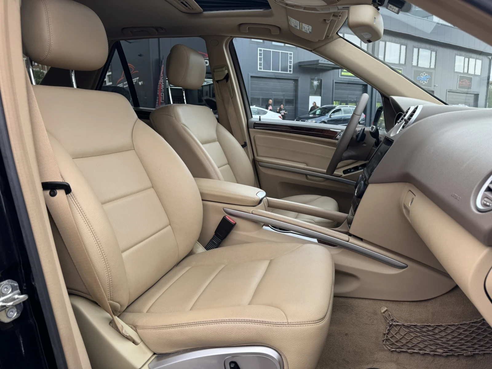 Mercedes-Benz ML 350, снимка 8 - Автомобили и джипове - 55047072