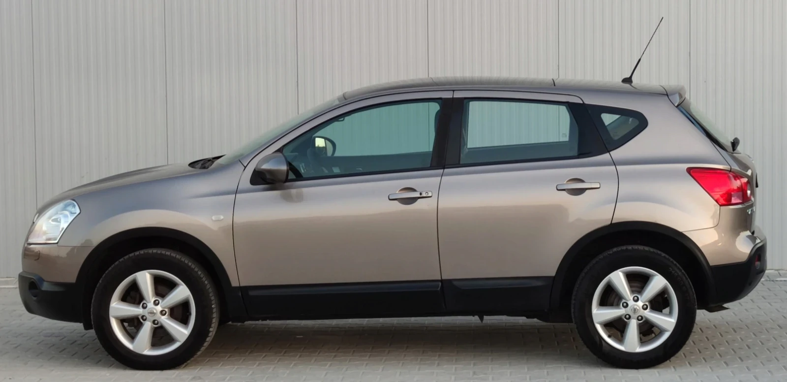 Nissan Qashqai 2.0DCI* 150к.с* 4х4* , снимка 8 - Автомобили и джипове - 55335382