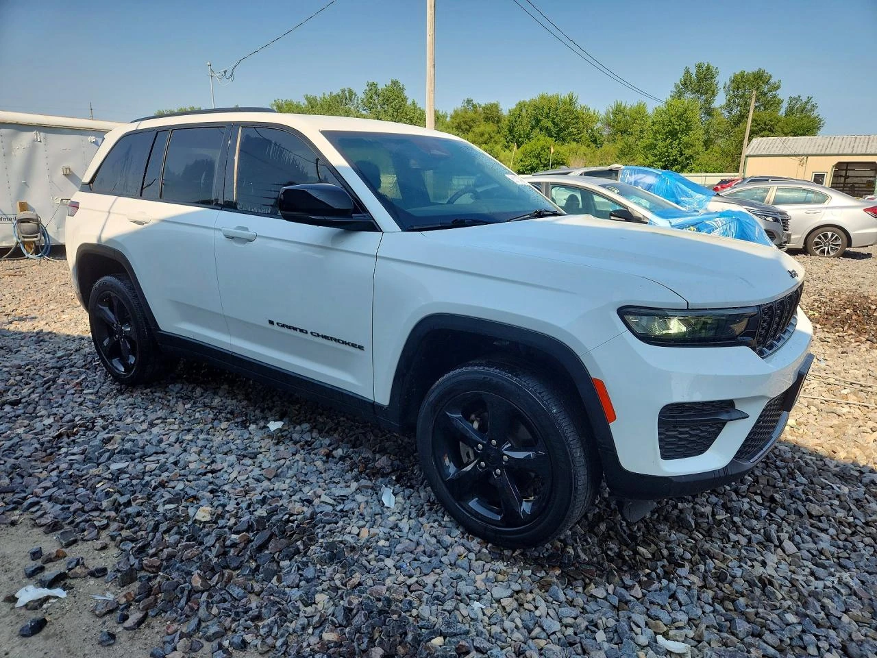 Jeep Grand cherokee 3.6l Laredo, снимка 4 - Автомобили и джипове - 56046080