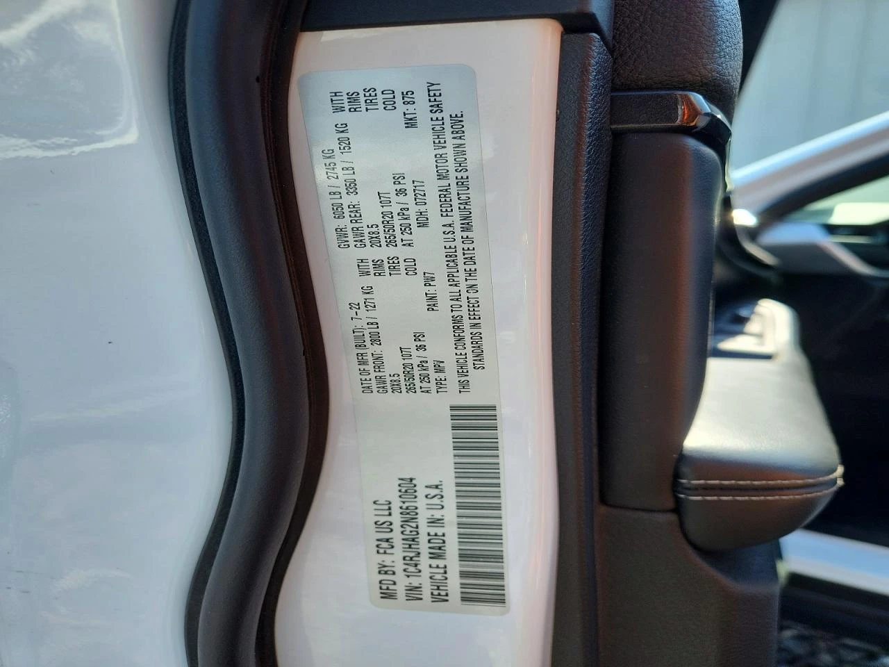 Jeep Grand cherokee 3.6l Laredo, снимка 13 - Автомобили и джипове - 56046080