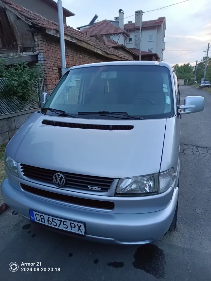 VW Caravelle 2.5 102 к.с, снимка 11 - Бусове и автобуси - 43321731