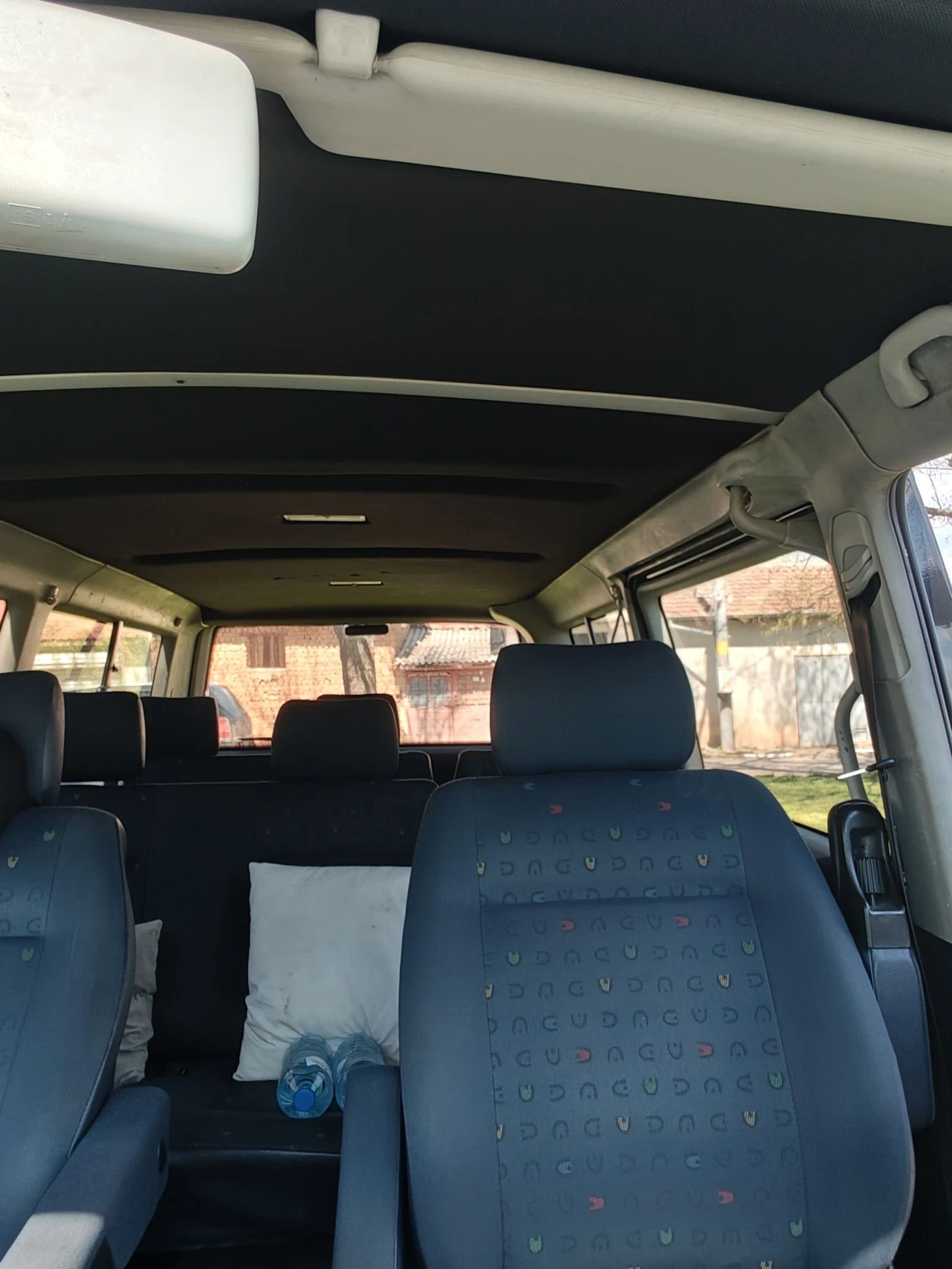 VW T4, снимка 13 - Бусове и автобуси - 54099652