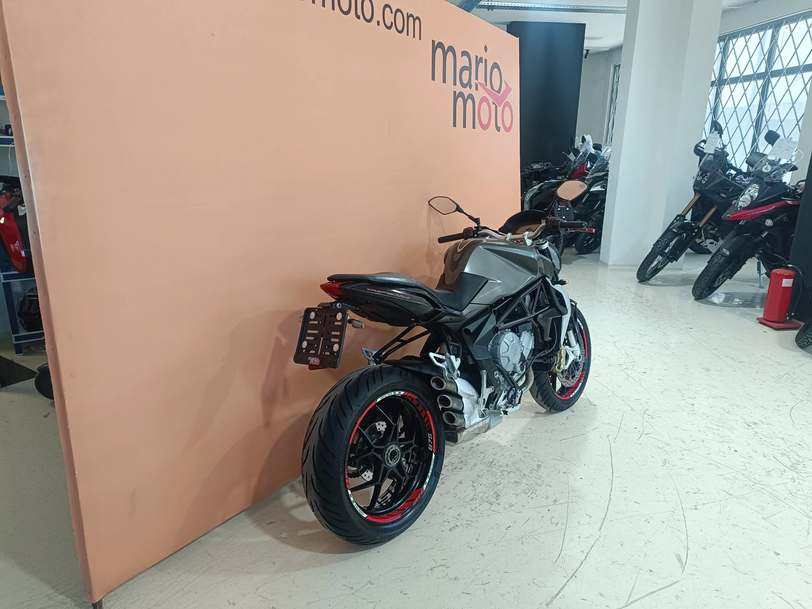 MV Agusta Brutale 675 A2, снимка 3 - Мотоциклети и мототехника - 54377310
