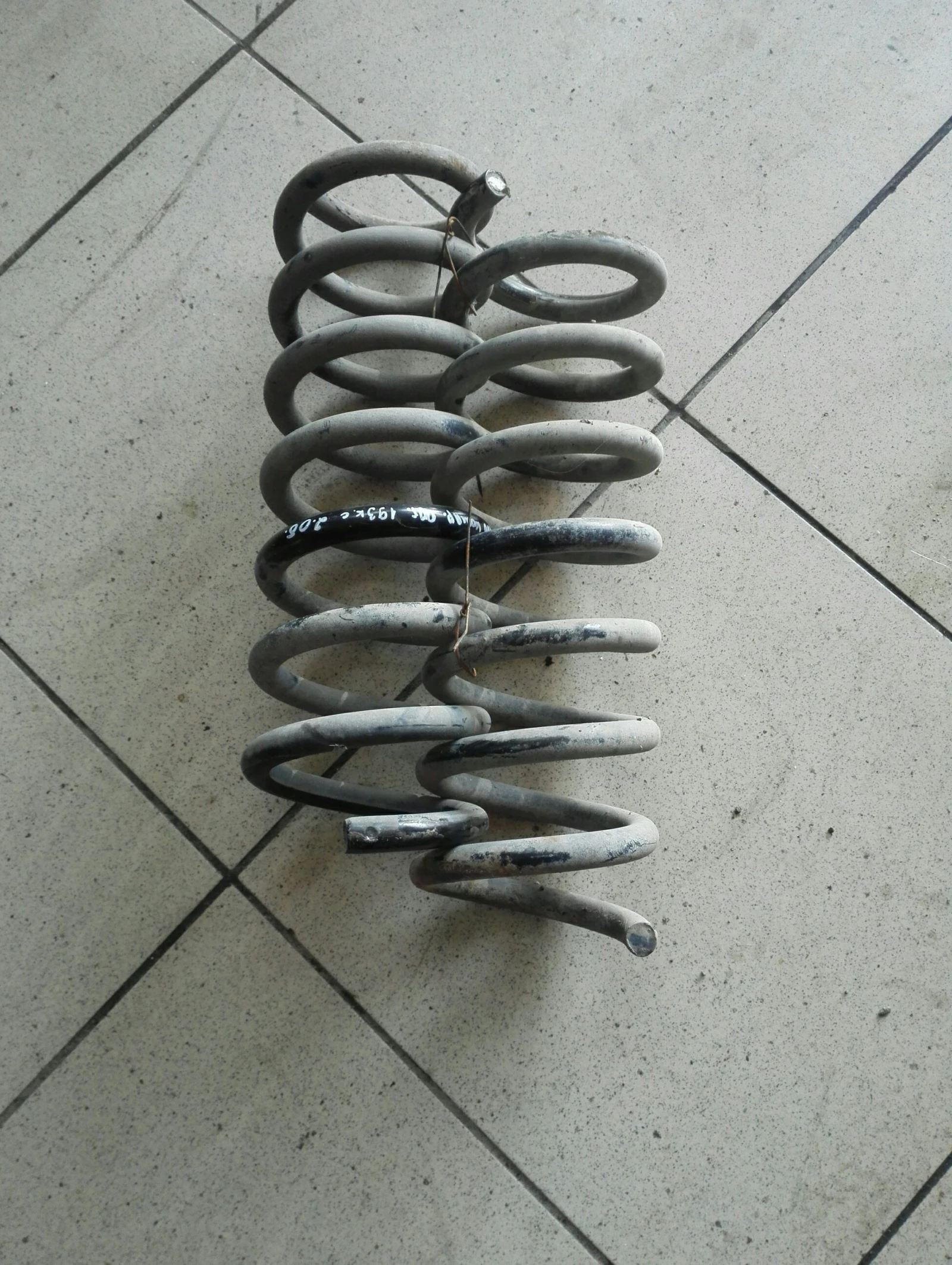 ������� ������ �������� �200 2.0� ��������� | Mobile.bg � ����������� 1