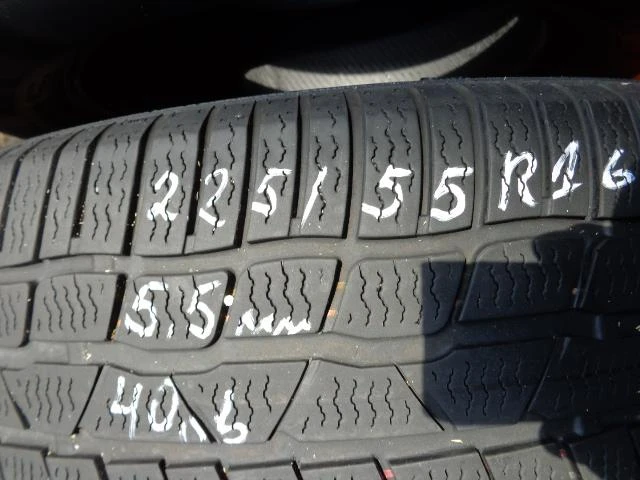 Гуми Зимни 225/55R16, снимка 1 - Гуми и джанти - 12485075