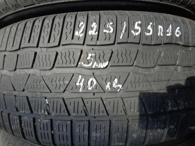 Гуми Зимни 225/55R16, снимка 4 - Гуми и джанти - 12485075