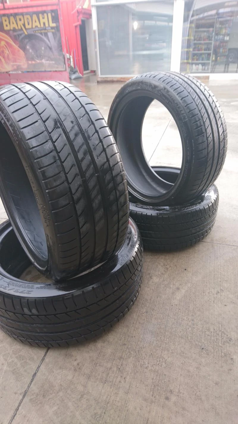 Гуми Летни 275/35R19, снимка 8 - Гуми и джанти - 17690786