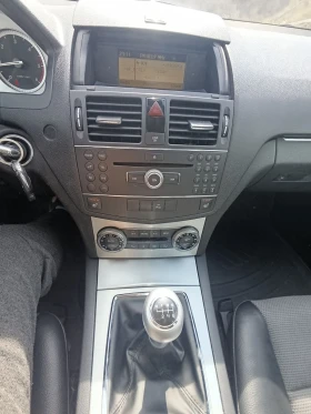 Mercedes-Benz C 220, снимка 14