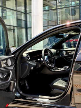 Mercedes-Benz E 220 AMG Line, снимка 7