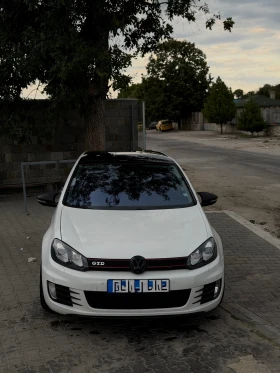 VW Golf, снимка 1