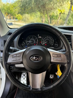 Subaru Legacy, снимка 12